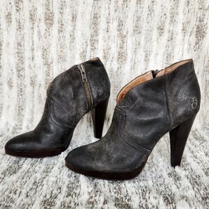 Frye "Harlow Campus Booties" Distressed Antique Leather Black | Women's Size 9